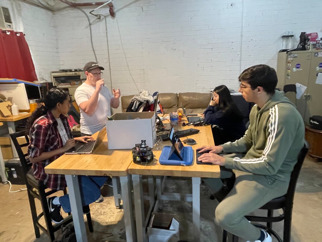 2022 Nathan Nye instructing UNF on coding